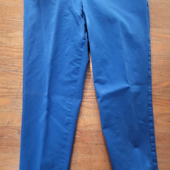 Dawn's Dresses - Picture 11 of 16